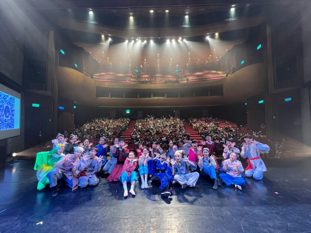 LINE_ALBUM_藍天空劇照_221025_0